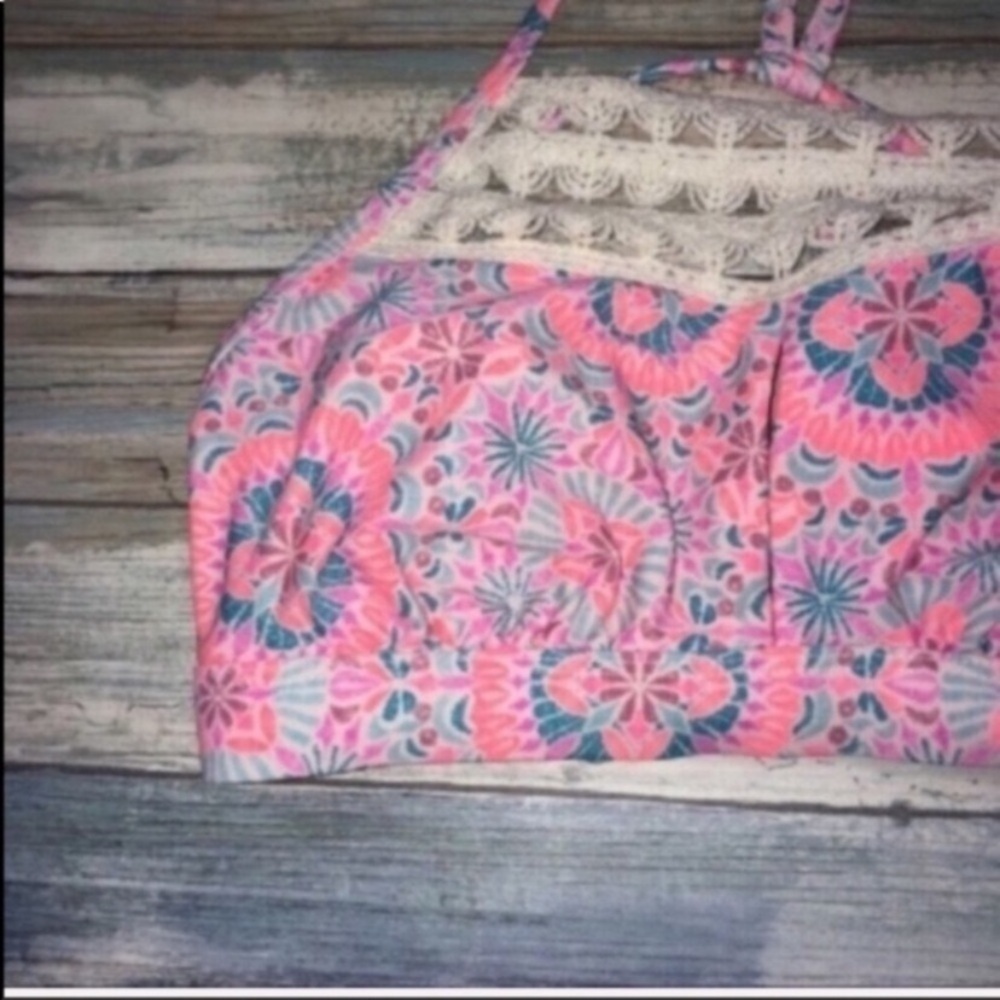 Xhilaration Floral Halter Bikini Top Small Pink Blue Crochet Lace Boho Swim Top - Picture 2 of 3
